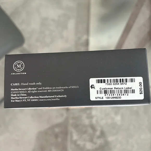 X2 Martha Stewart Set of 4 Pie Crust Cutters, New in Box - Picture 4 of 5